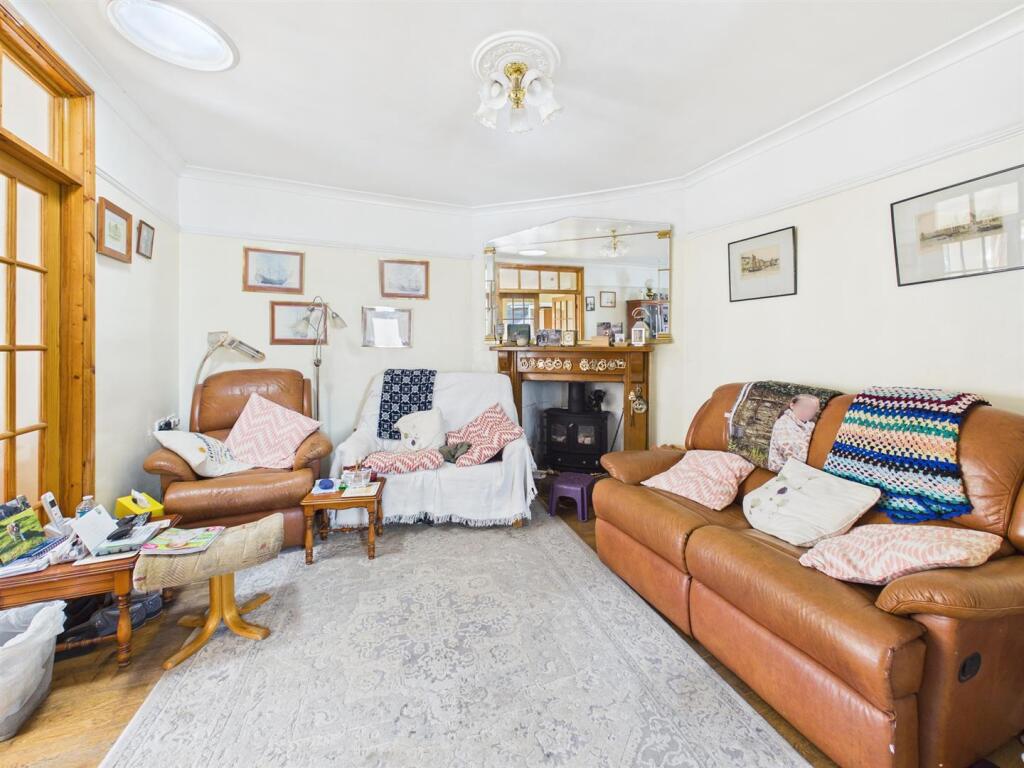 House in Newton, Porthcawl - View 3