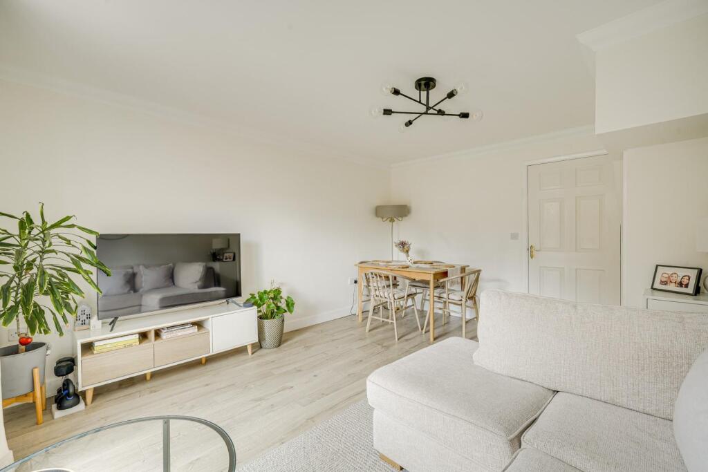 House in Luton, Leighton-Linslade - View 2