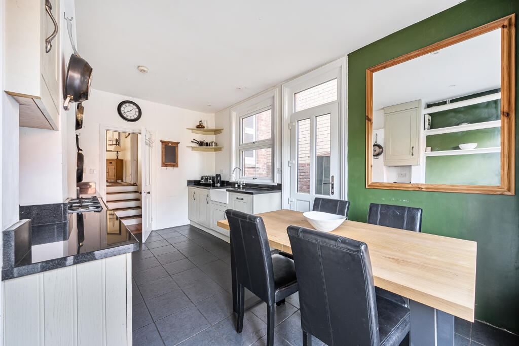 House in Tonbridge - View 5