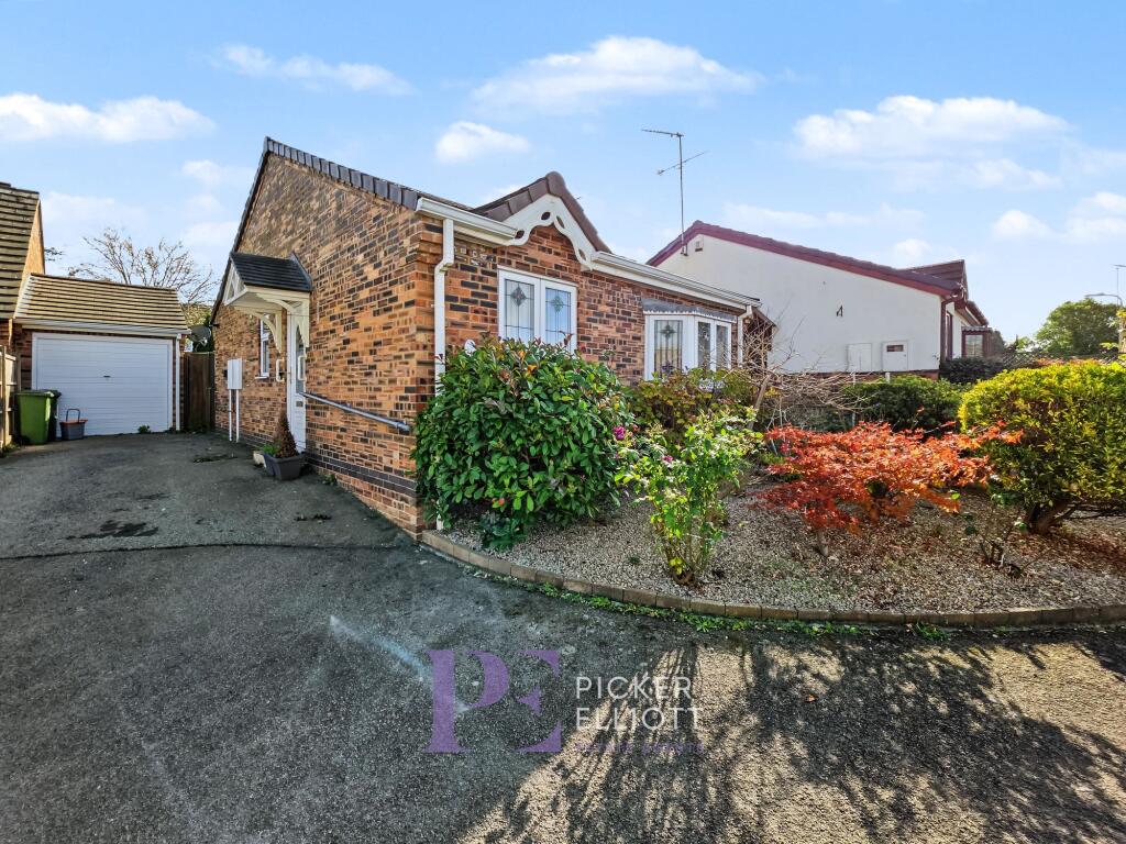 2-bed detached on Dovecote Close, Sapcote, LE9, £240,000