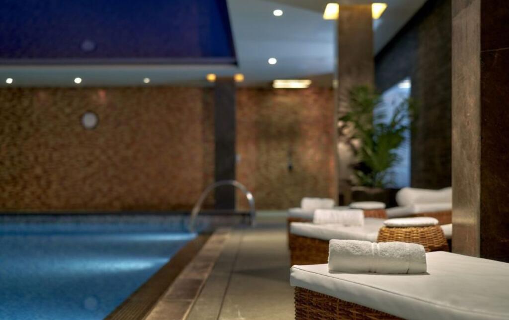 Apartment in London - View 2