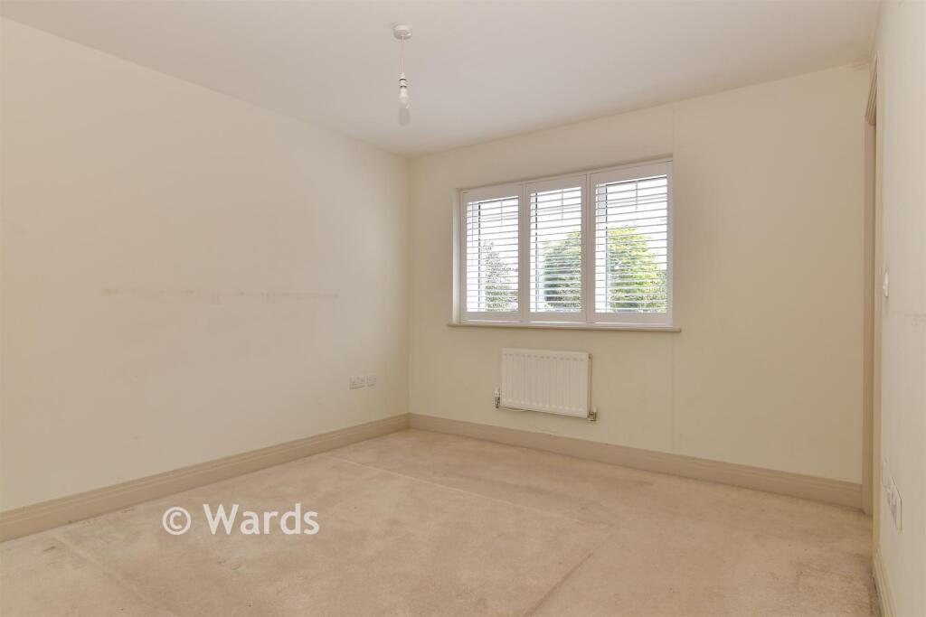 House in Dartford - View 5