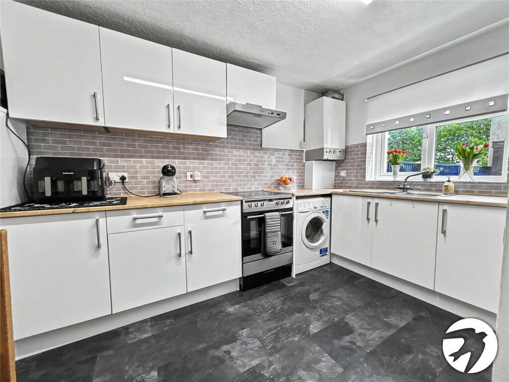 Apartment in London - View 5