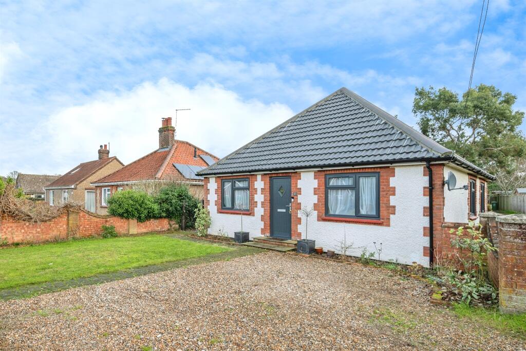 Main image of property: Oak Road, North Walsham