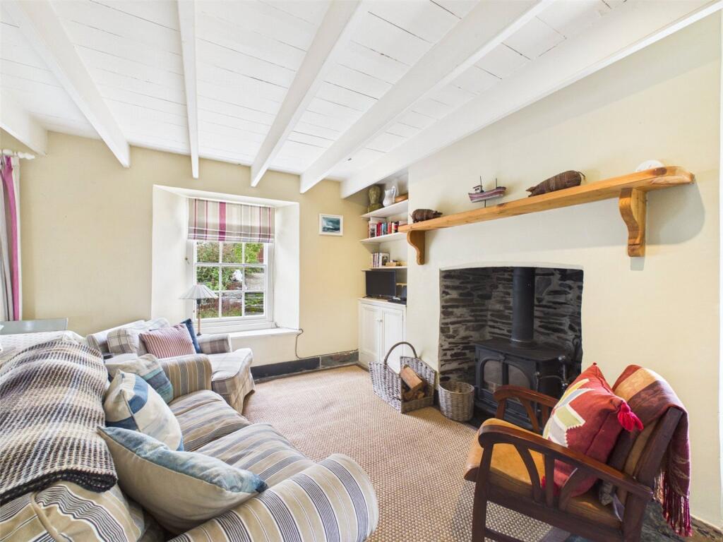 House in Plymouth - View 4