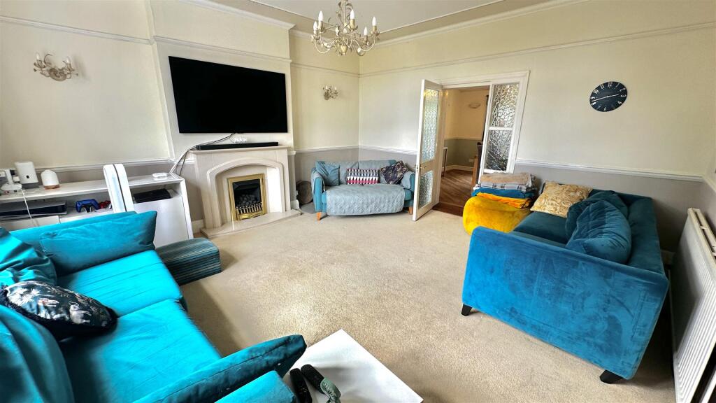 House in St Austell, Cornwall - More