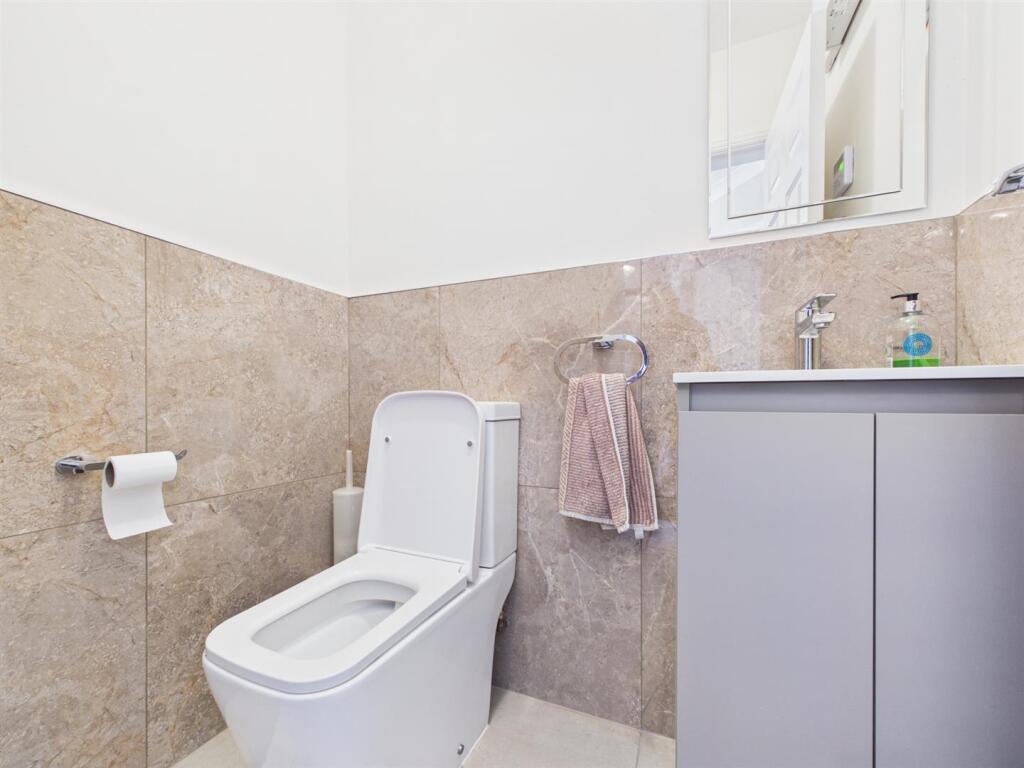 House in Charnwood, Woodhouse - View 5