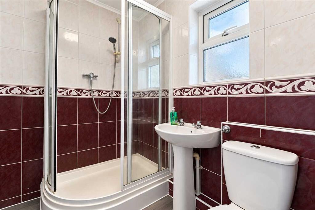 House in Clacton-on-Sea, Great Clacton - More