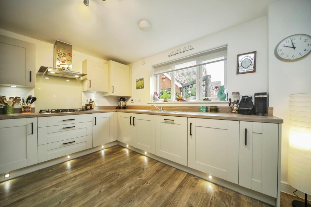 House in Mid Suffolk, Elmswell - View 5