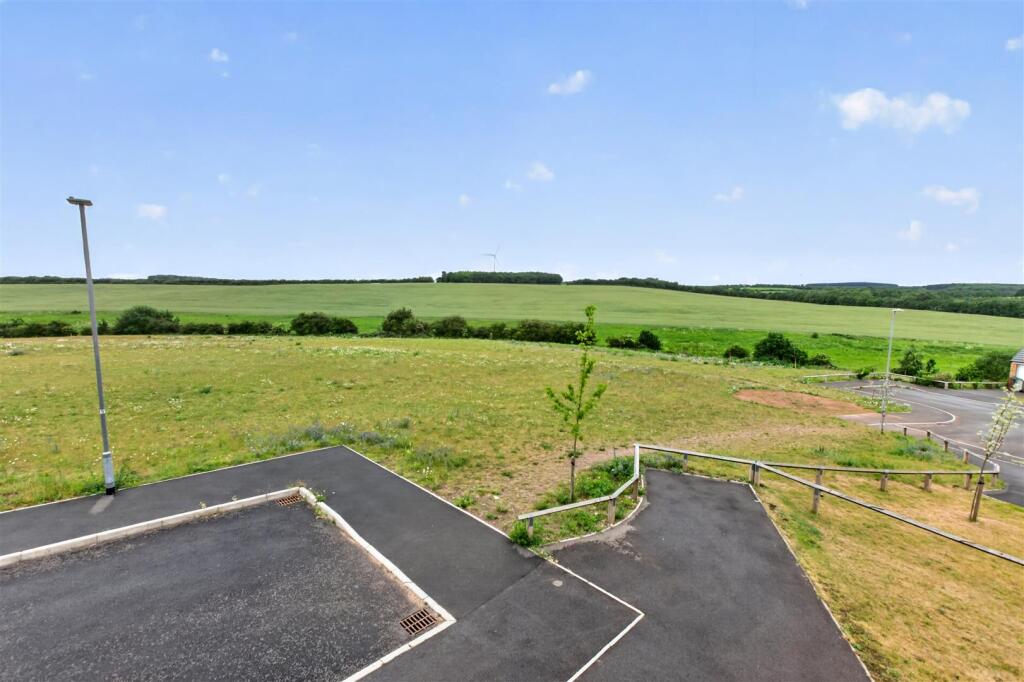 House in Newark and Sherwood, Bilsthorpe - View 4