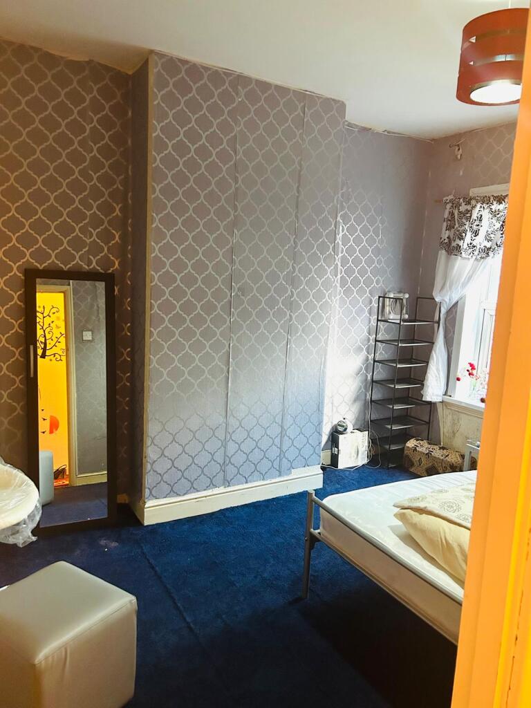 Main image of property: B21 8eb