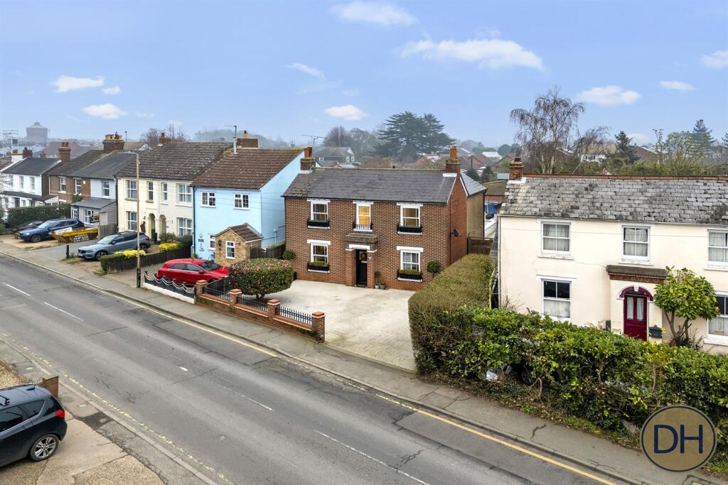 Main image of property: High Street, West Mersea, Essex CO5