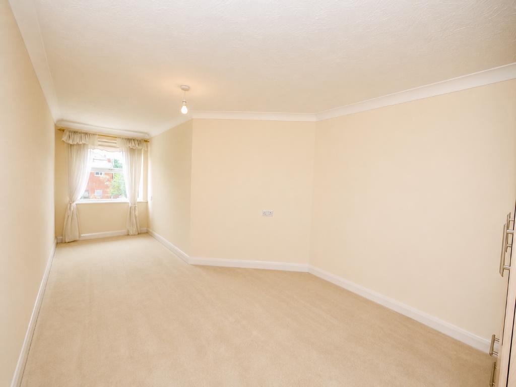 Apartment in Sefton, Liverpool City Region - More