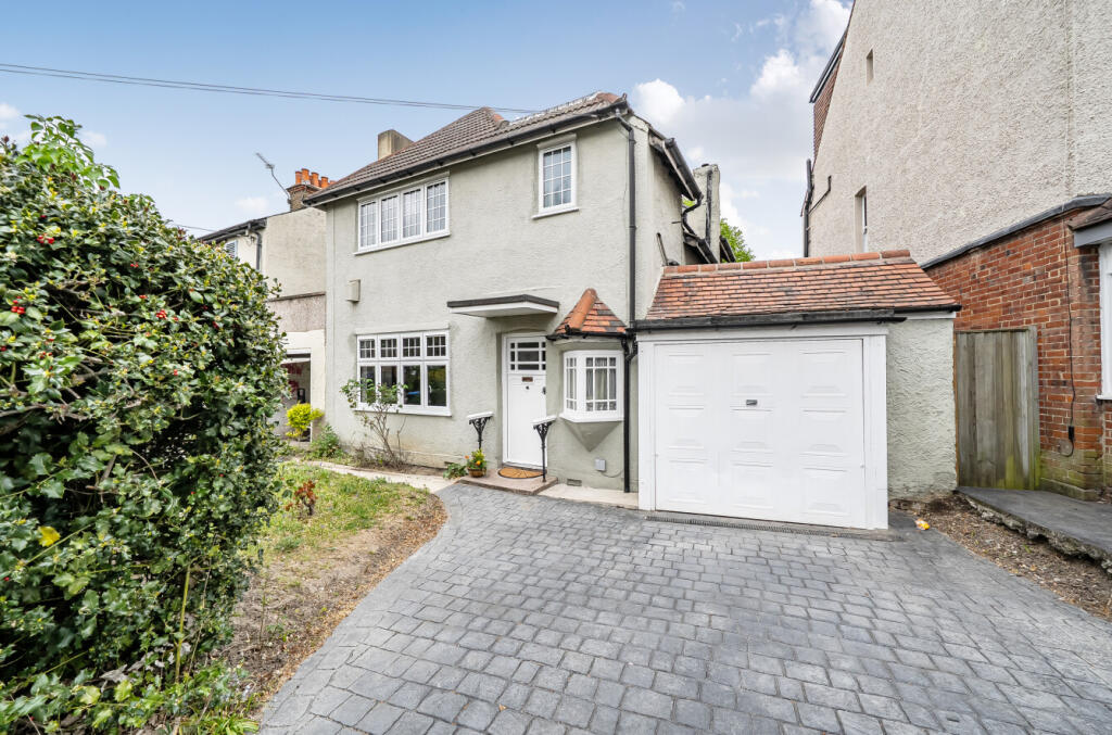3-bed detached on Craybrooke Road, Sidcup, £600,000