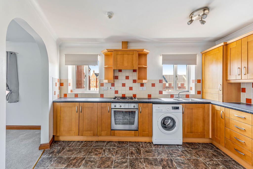 Market Avenue, St Georges - NO CHAIN - View 3