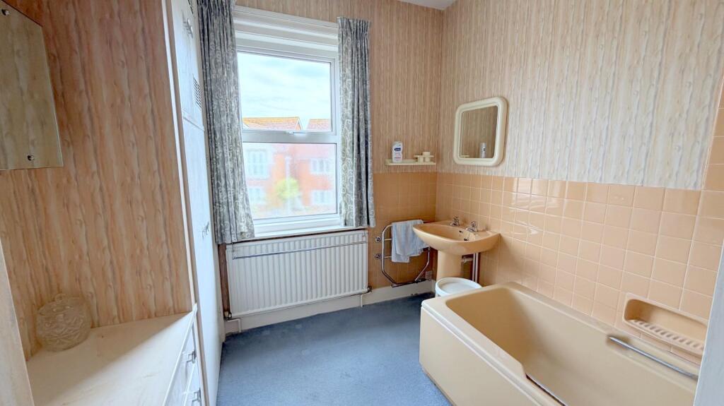 House in Eastbourne, East Sussex - More