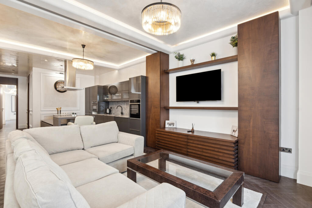 3 bedroom flat for rent