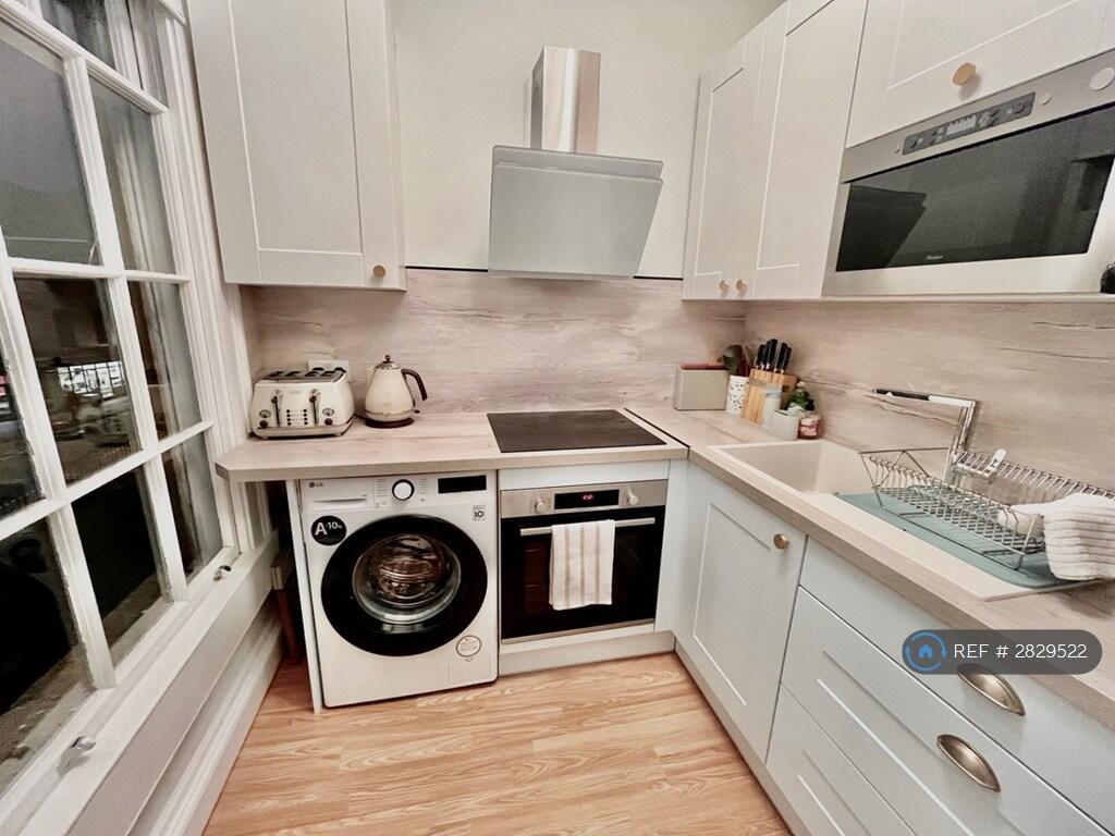 Additional image 3 of Walcot Parade, Bath, BA1