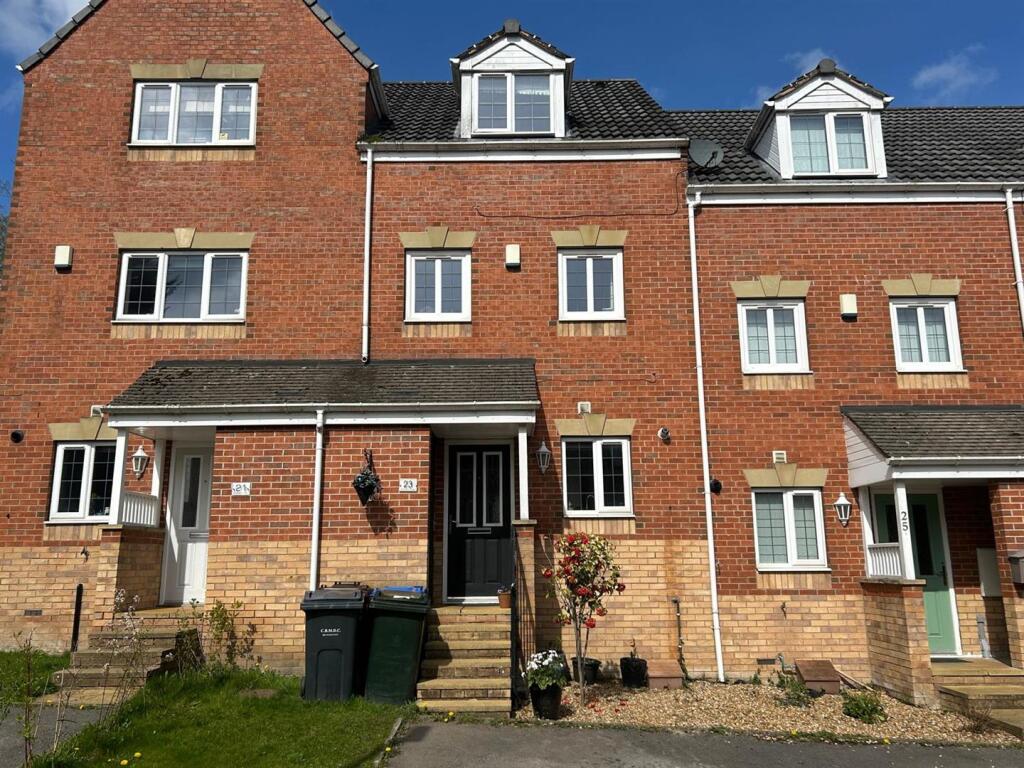 Main image of property: Western Fold, Buttershaw, Bradford