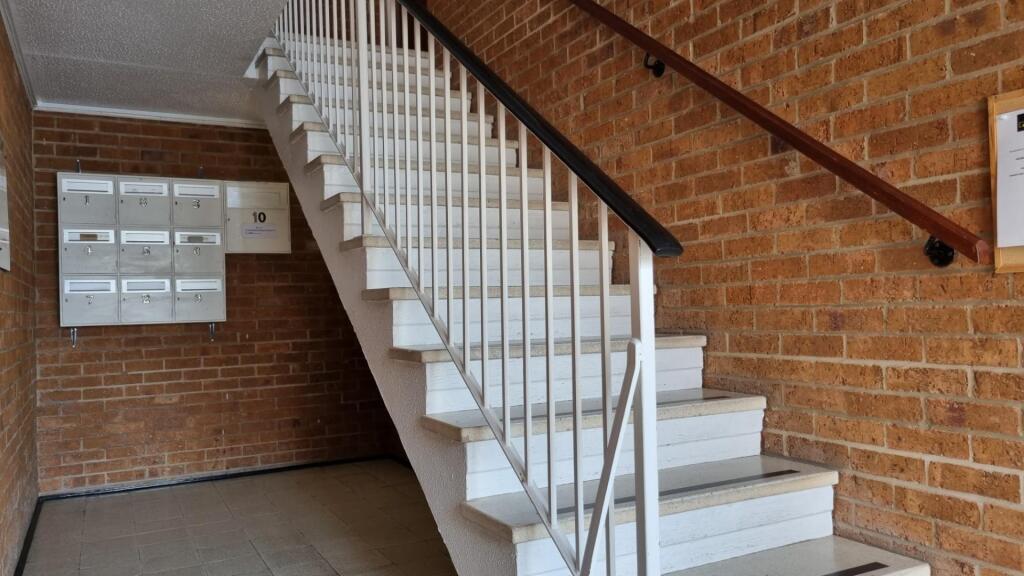 Apartment in Taunton - View 4
