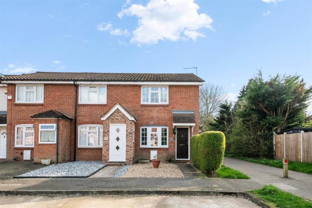 Main image of property: Bosanquet Close, Uxbridge