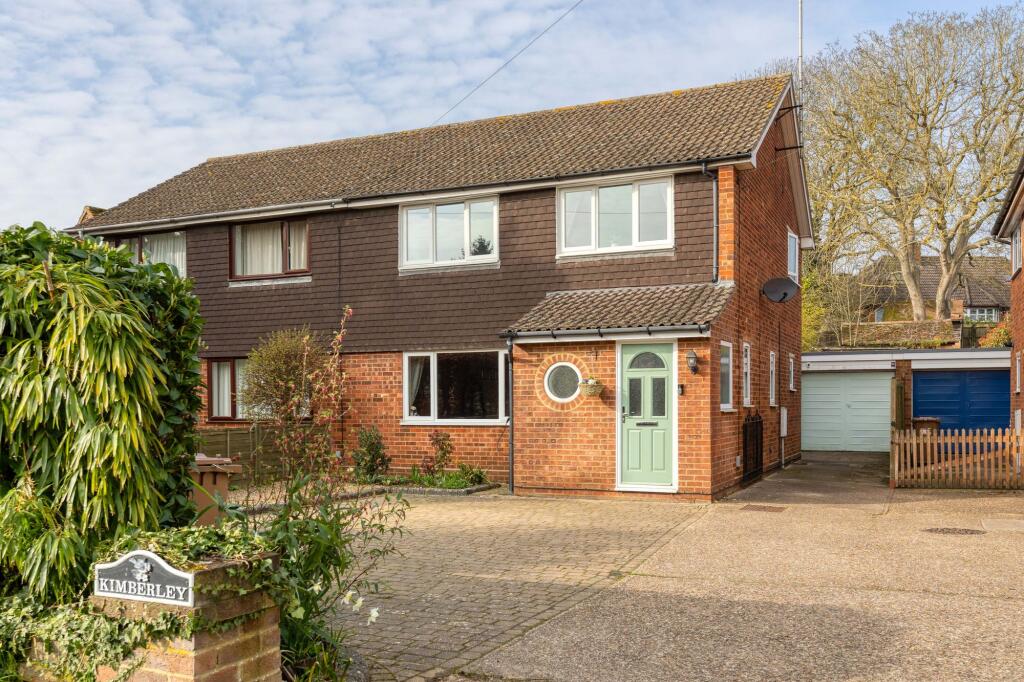 Main image of property: Stevenage Road, Little Wymondley, SG4