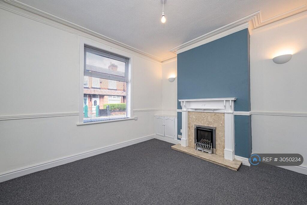 House in Knowsley, Prescot - View 4
