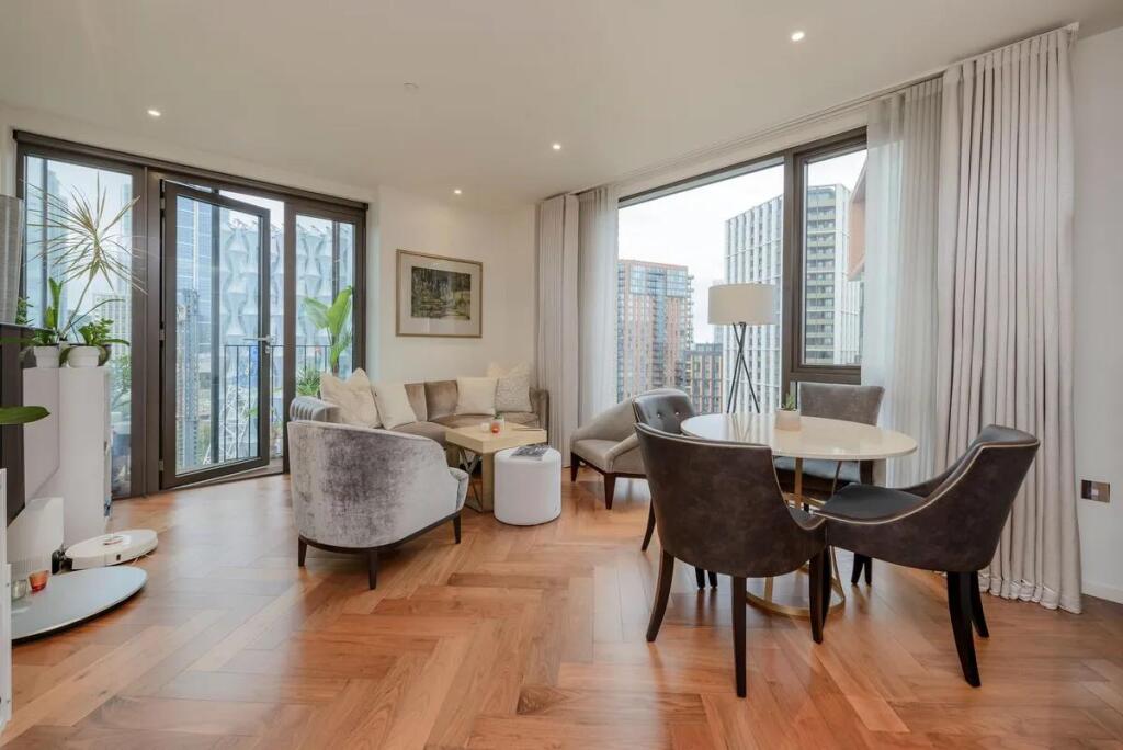 2-bed flat on Embassy Gardens, Nine Elms, £1,050,000