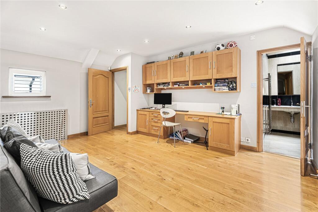 Additional image 18 of Park Street Lane, Park Street, St. Albans, Hertfordshire, AL2