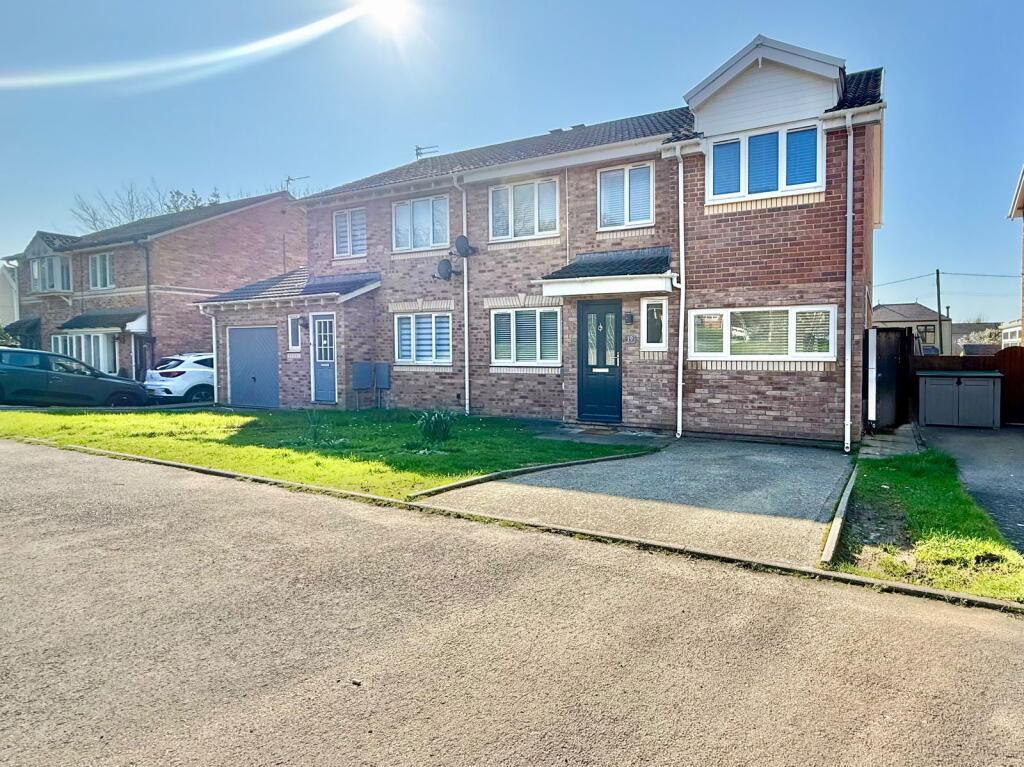 Main image of property: Clevis Court, South Cornelly, Bridgend, CF33 4RZ