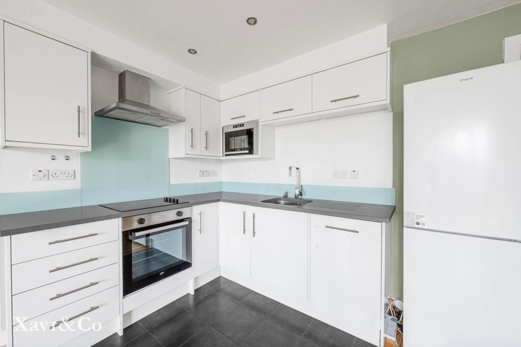 Apartment in London - View 3