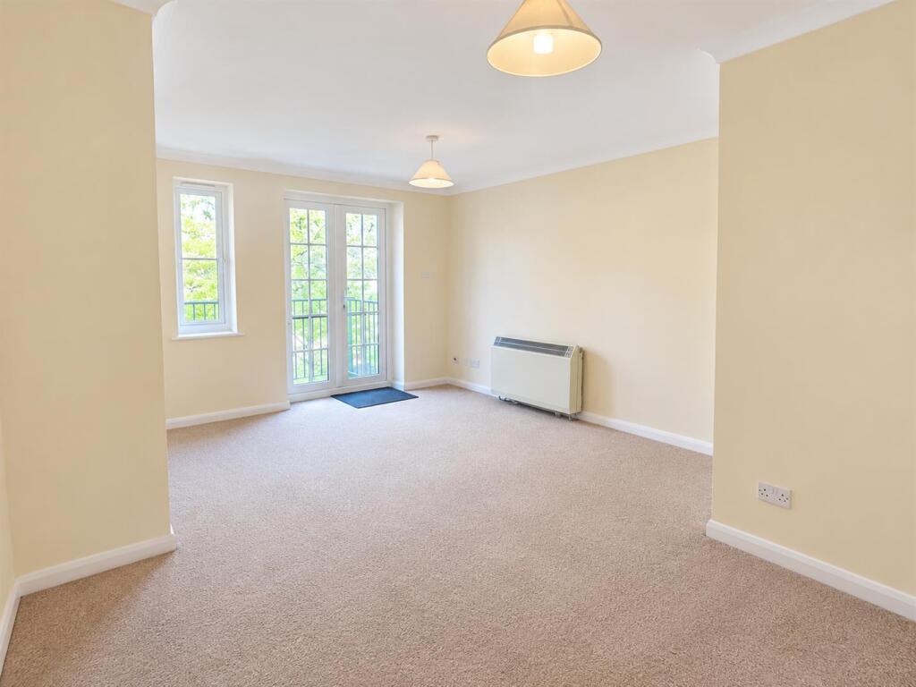 Apartment in Hemel Hempstead - More