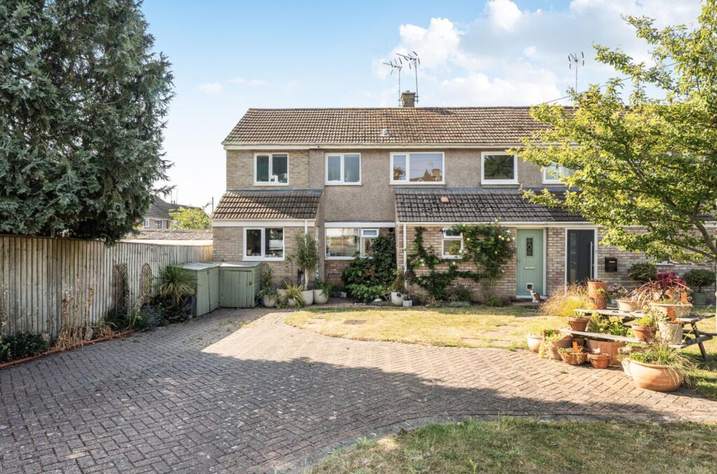 Main image of property: Knapp Road, Thornbury, BS35