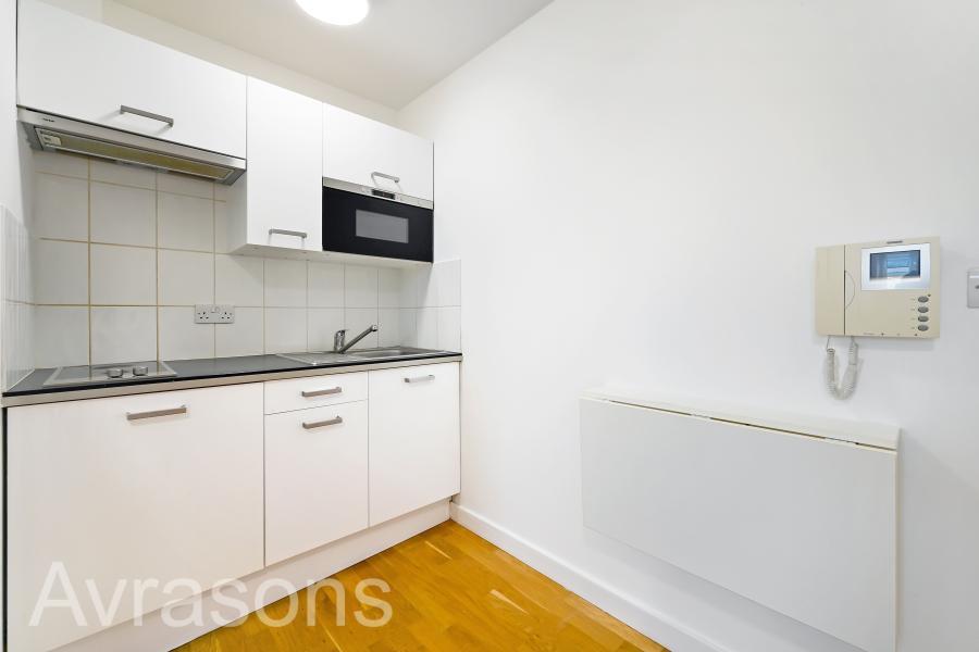 Studio flat for rent