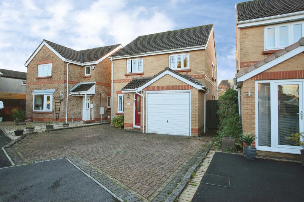 Main image of property: Clos Waun Ceffyl, Nelson, TREHARRIS