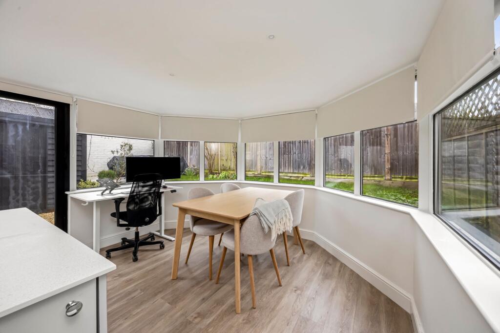 House in Horsham, North Heath, North Horsham - View 4