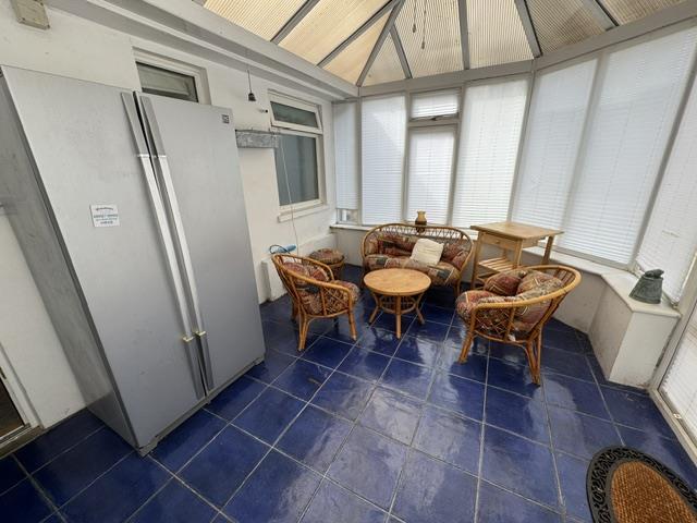 House in Gloucester - View 5