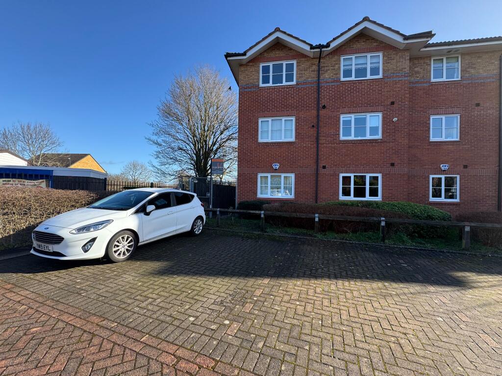 Main image of property: Howty Close, Handforth, Cheshire East, SK9