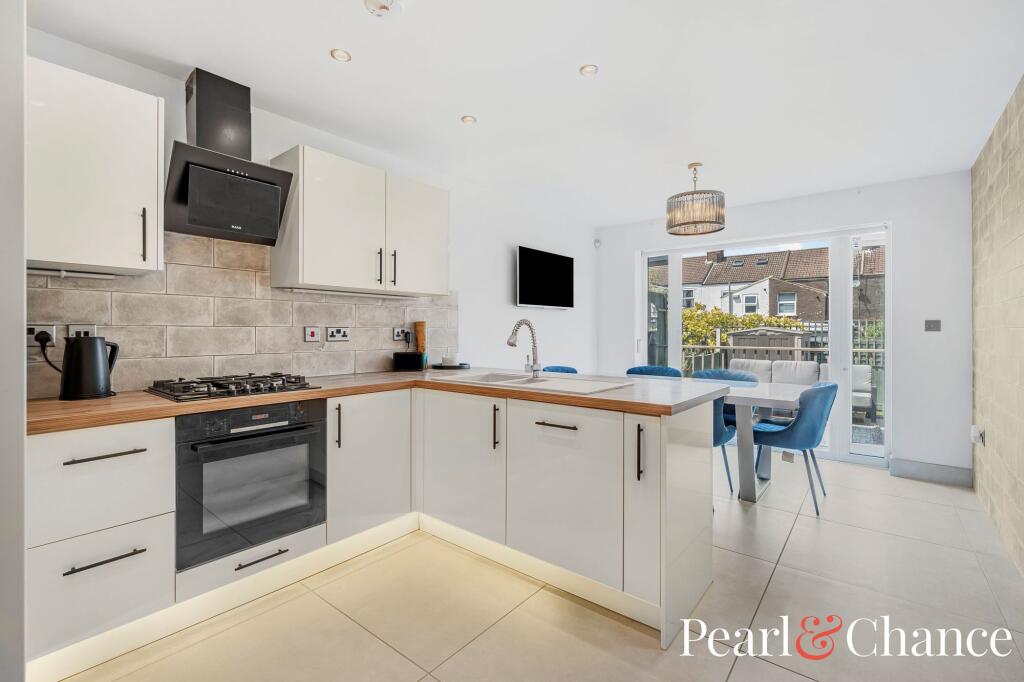 Main image of property: Periwinkle Lane, Dunstable, LU6
