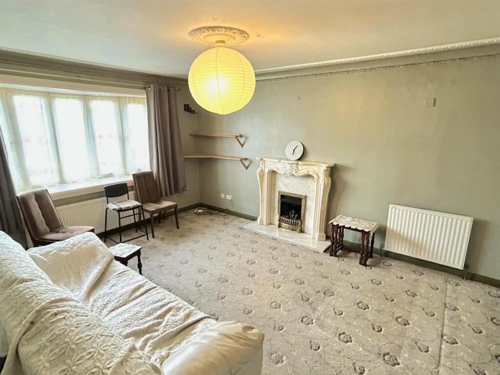 House in Doncaster - View 3