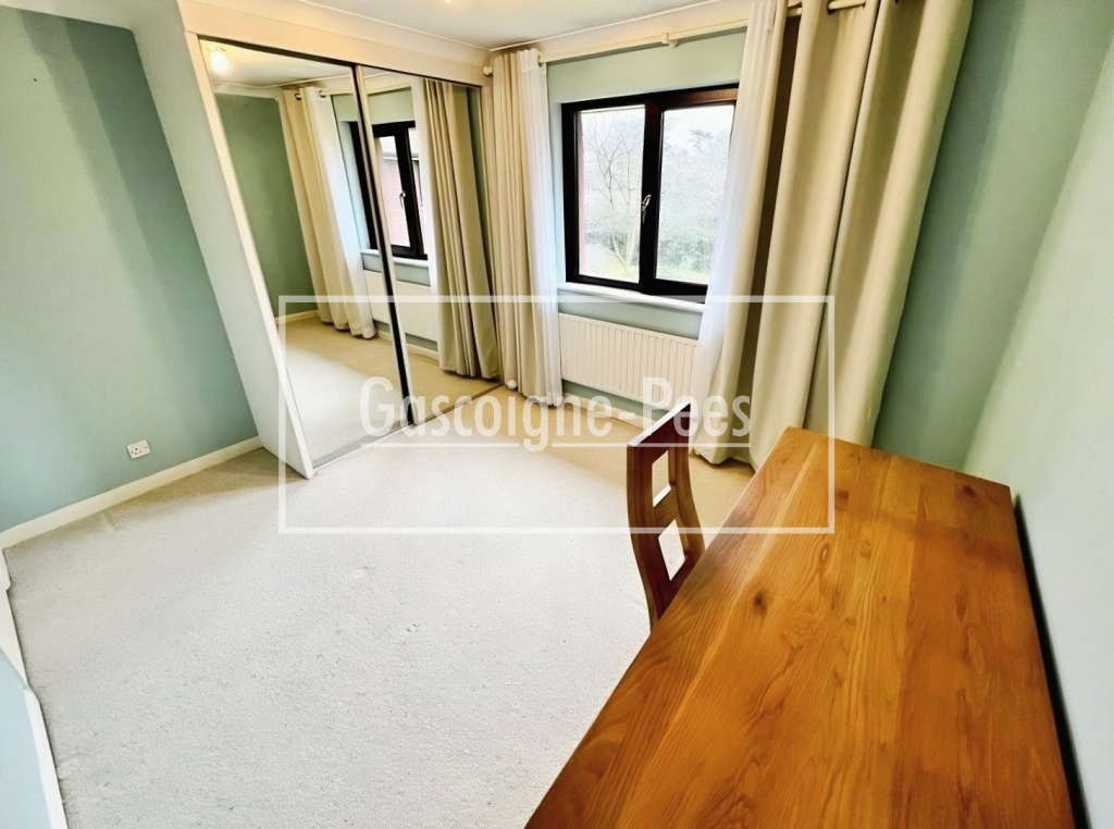 Apartment in Guildford - More