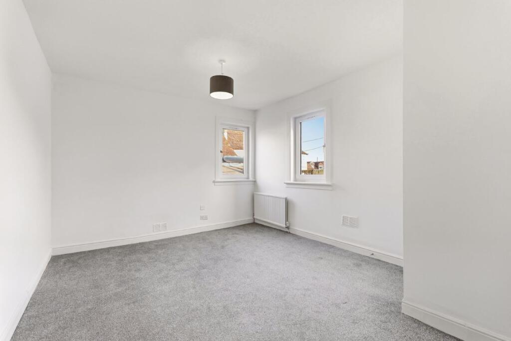 House in Chapelton, South Lanarkshire - More