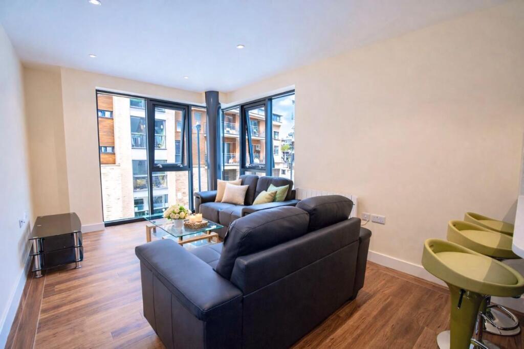Apartment in Sheffield - View 5