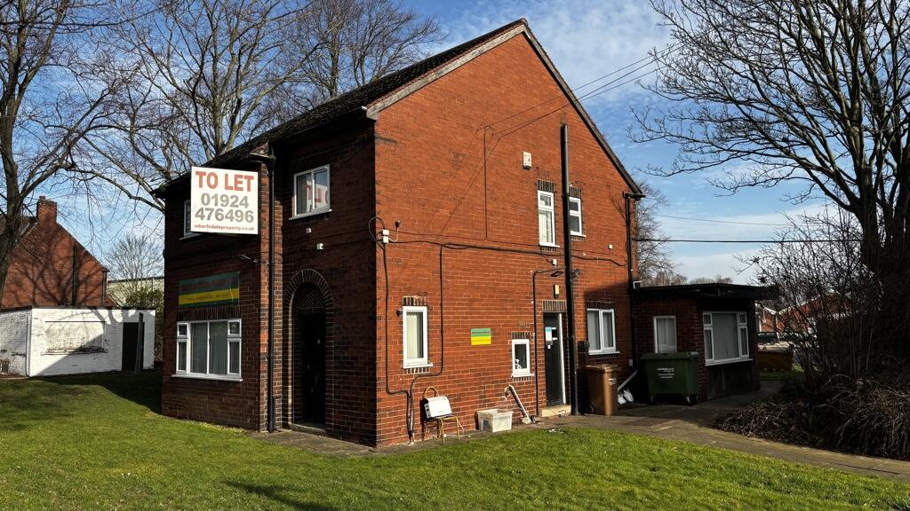 Main image of property: Unit 8, Ferrybridge Business Park, Fishergate, Ferrybridge, WF11 8JR