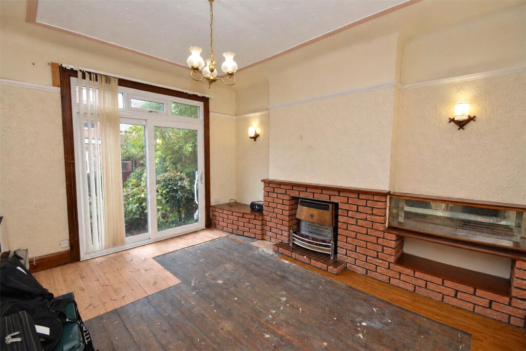 House in Wirral, Liverpool City Region - View 4