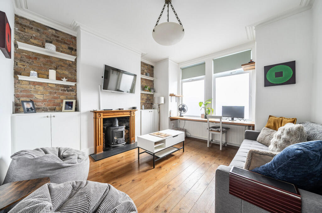 Apartment in London - View 3