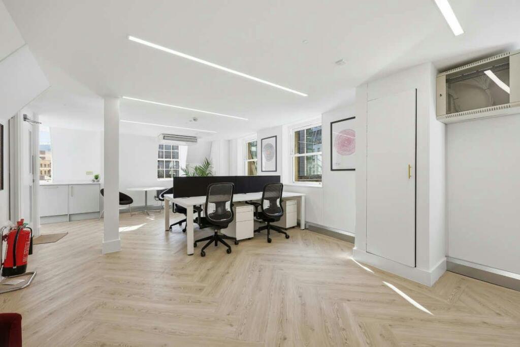 2 Devonshire Square