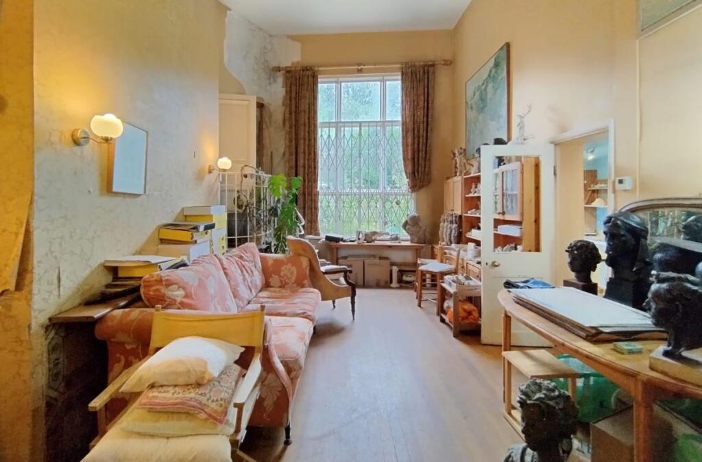 House in London - More