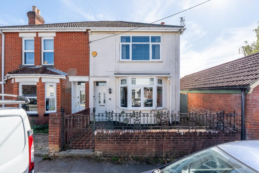 Main image of property: Chamberlayne Road, Netley Abbey, SO31