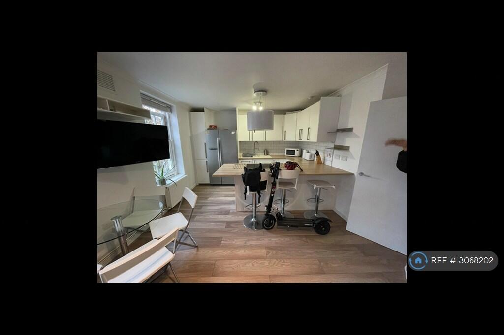 Main image of property: Macaulay Square, London, SW4